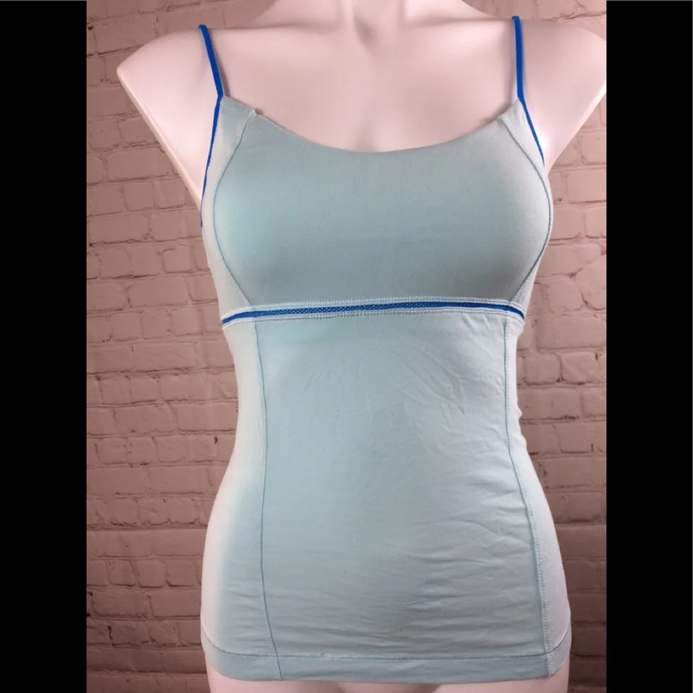 Lululemon luminous tank - Picture 3 of 8